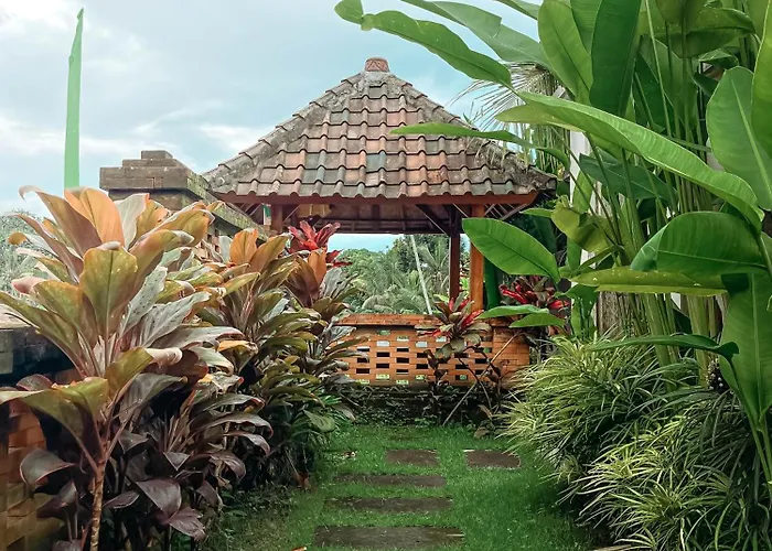 Puri Lumbung